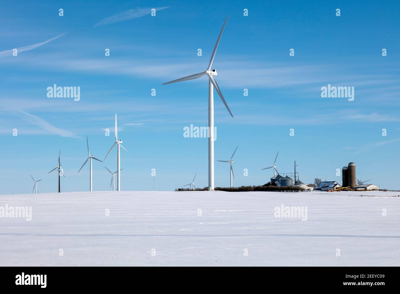 Turbine eoliche, rurale, regione agricola, Inverno, Indiana meridionale, USA, di James D Coppinger/Dembinsky Photo Assoc Foto Stock