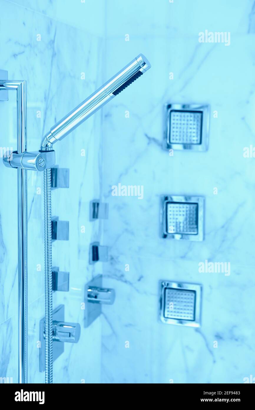 Gli interni di una stanza da bagno Foto Stock