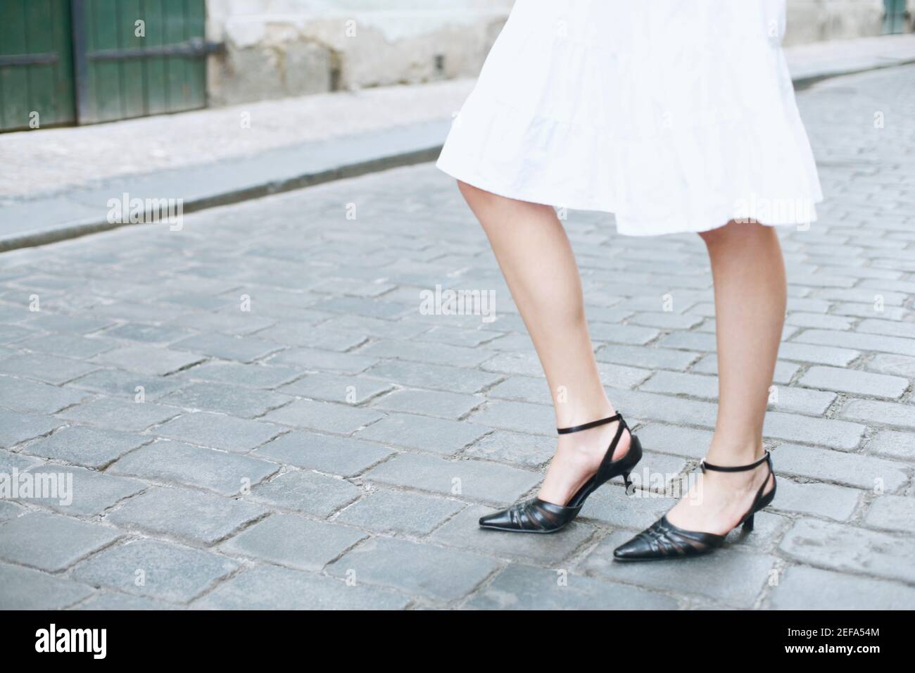 Bassa vista in sezione di una donna Foto Stock