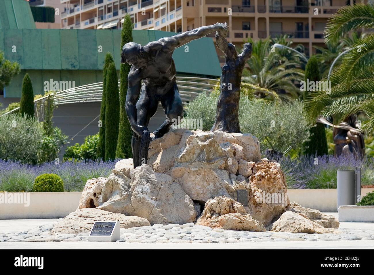 Statue in un giardino, Monte Carlo, Monaco Foto Stock