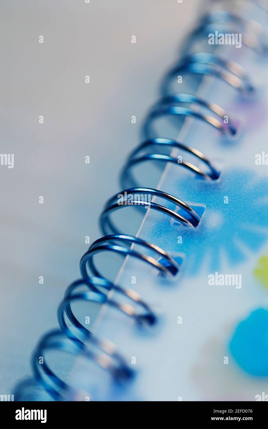 Close up della rilegatrice ad anelli di un file Foto Stock