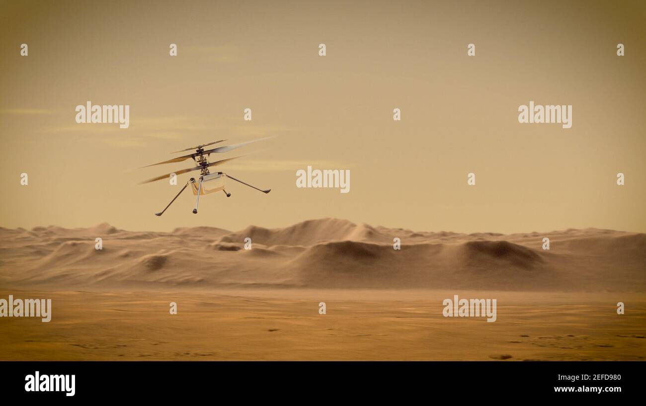 MARS - 2021 - quando l'Ingenuity Mars Helicopter della NASA tenta il suo primo volo di prova sul pianeta Rosso, la perseveranza rover Mars 2020 dell'agenzia b Foto Stock