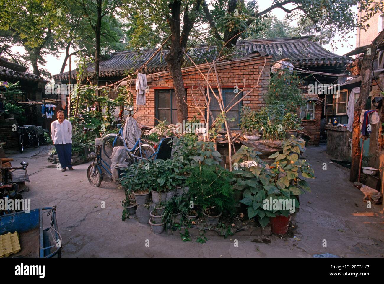 Ex residenza di Lu Xun e del suo fratello minore Zhou Zuoren , Zhou Jiangen in No.11 Badaowan, Pechino, Cina. La foto è stata scattata intorno al 2000. Foto Stock