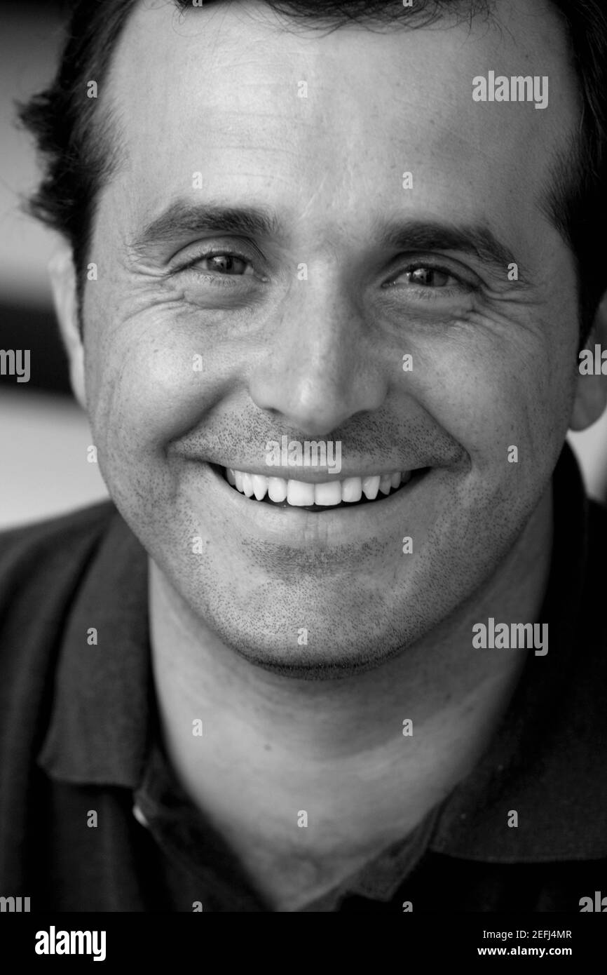 Ritratto di un uomo maturo sorridente Foto Stock