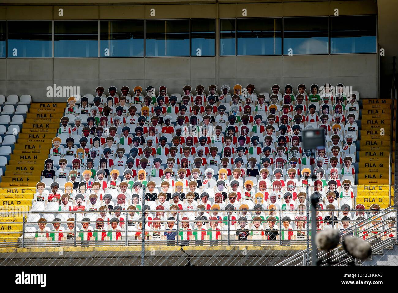 Falsi tifosi nelle tribune, gradini, durante la Formula 1 Gran Premio Heineken D'italia 2020, 2020 Gran Premio d'Italia, dal 4 al 6 settembre 2020 sull'Autodromo Nazionale di Monza, a Monza, vicino Milano, Italia - Foto DPPI Foto Stock