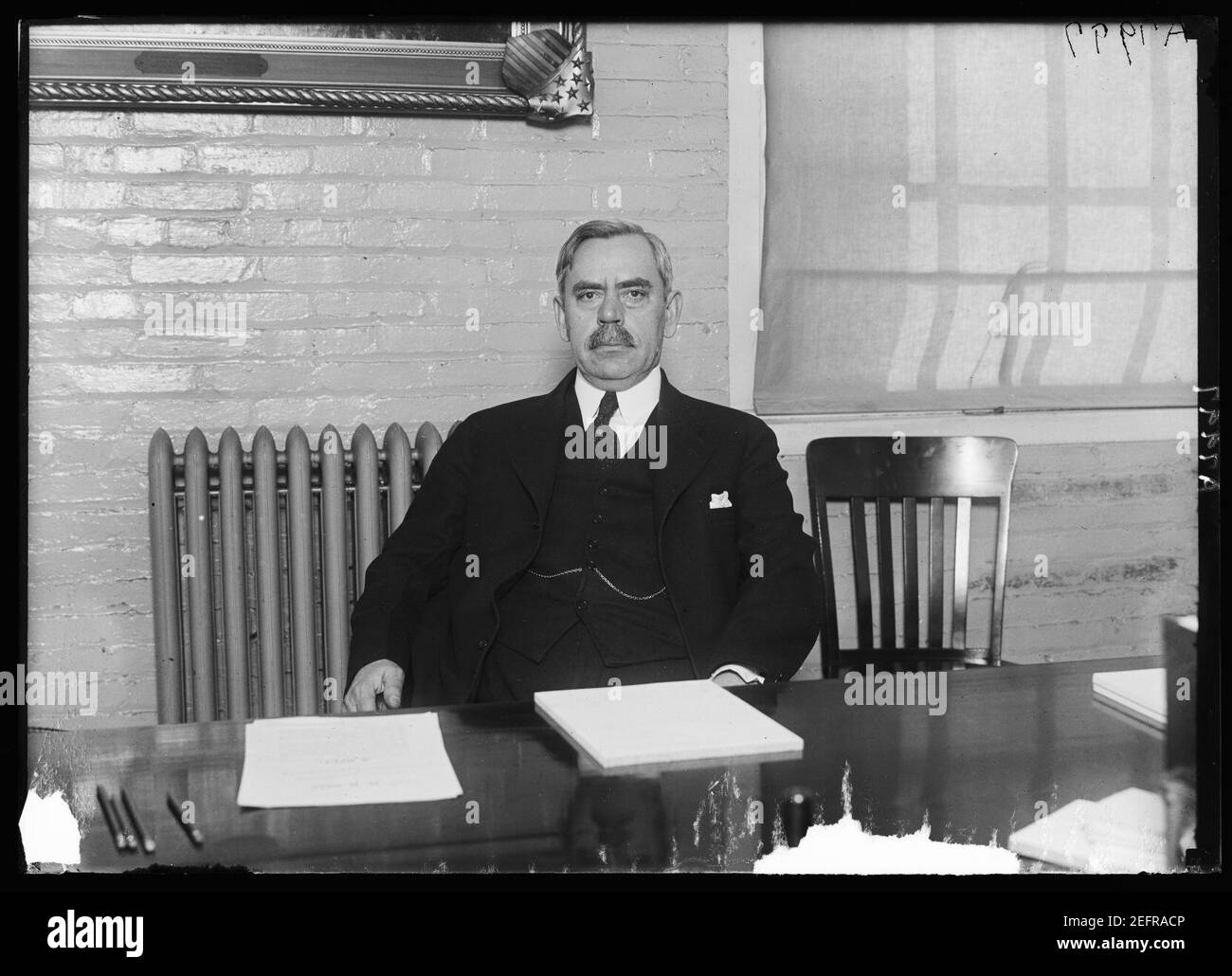 Oliver M. Maxam, Capo della Divisione delle operazioni della U.S. Coast Guard, che sul Mar. 17 completato 40 anni di servizio nel salvare la vita di servizio e la Guardia Costiera Foto Stock