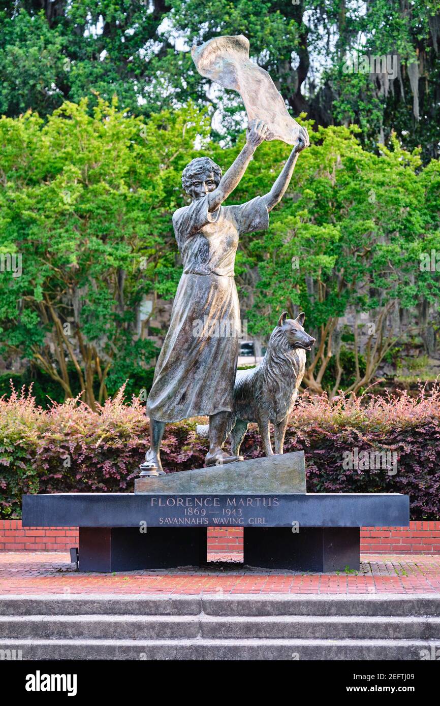 Sventolare ragazza statua, River Street, Savannah, Georgia Foto Stock