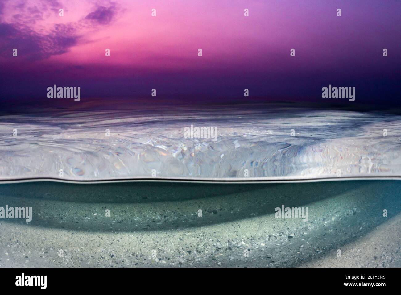 Sunrise Split ha girato a Huskisson Beach, Jervis Bay, New South Wales, Australia Foto Stock