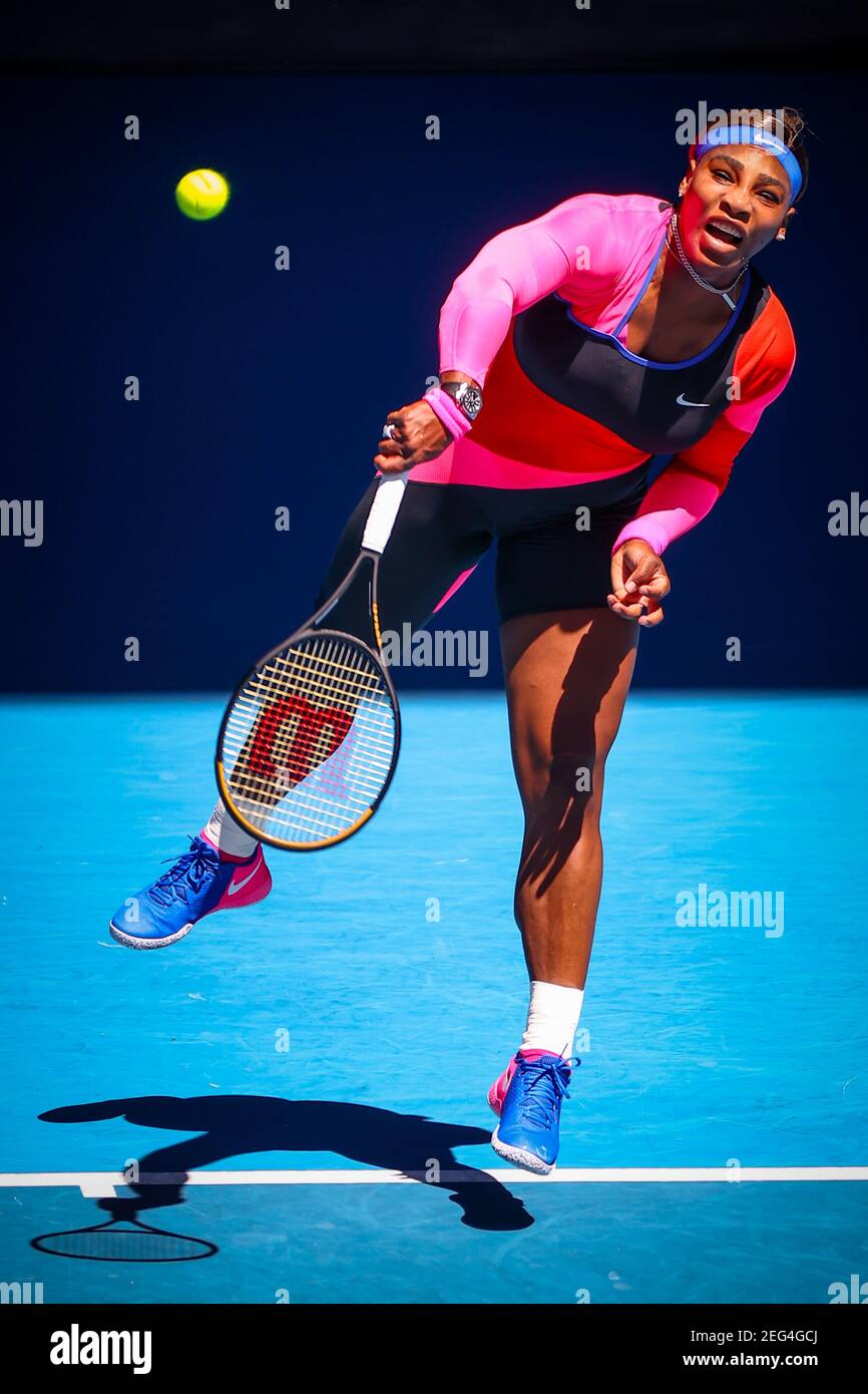 US' Serena Williams (WTA 11) Foto in azione durante una partita di tennis contro l'Osaka giapponese nelle semifinali del concorso femminile di singoli t Foto Stock