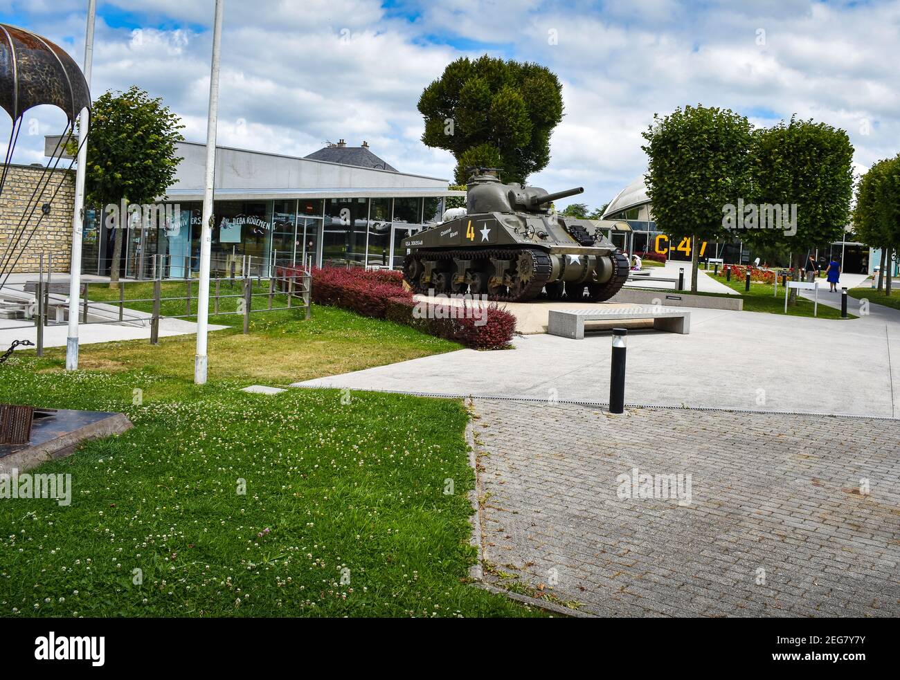 NORMANDIA, FRANCIA - 4 luglio 2017: Sainte-Mère-Église Airborne sala d'ingresso museo sugli sbarchi in Normandia. Seconda guerra mondiale. Foto Stock