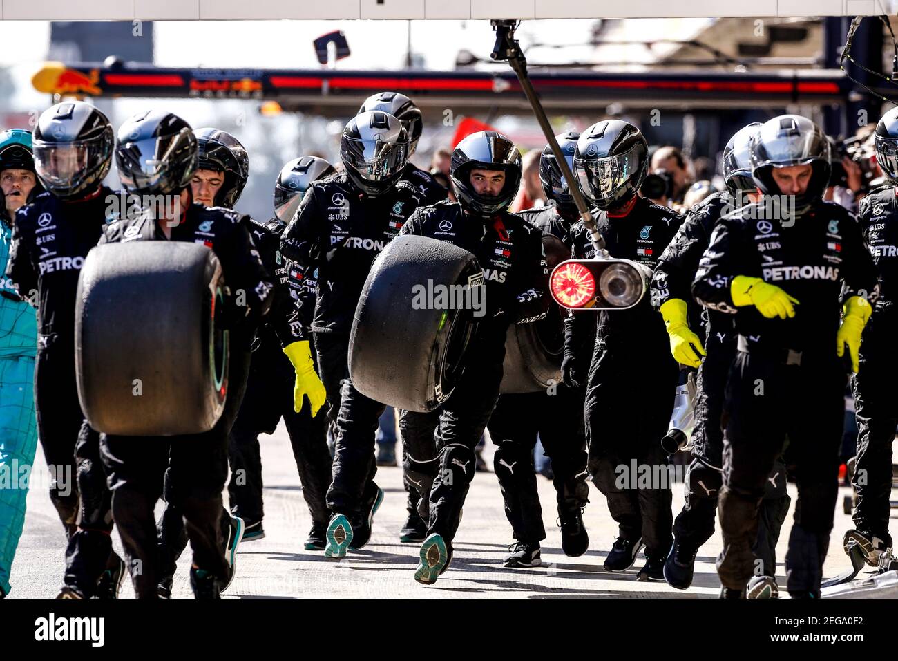 Meccanico, mecanicien durante la prima sessione della Formula 1 Test pre-stagione 2020 dal 19 al 21 febbraio 2020 sul circuito di Barcellona-Catalunya, a Montmelo, Barcellona, Spagna - Foto / DPPI Foto Stock