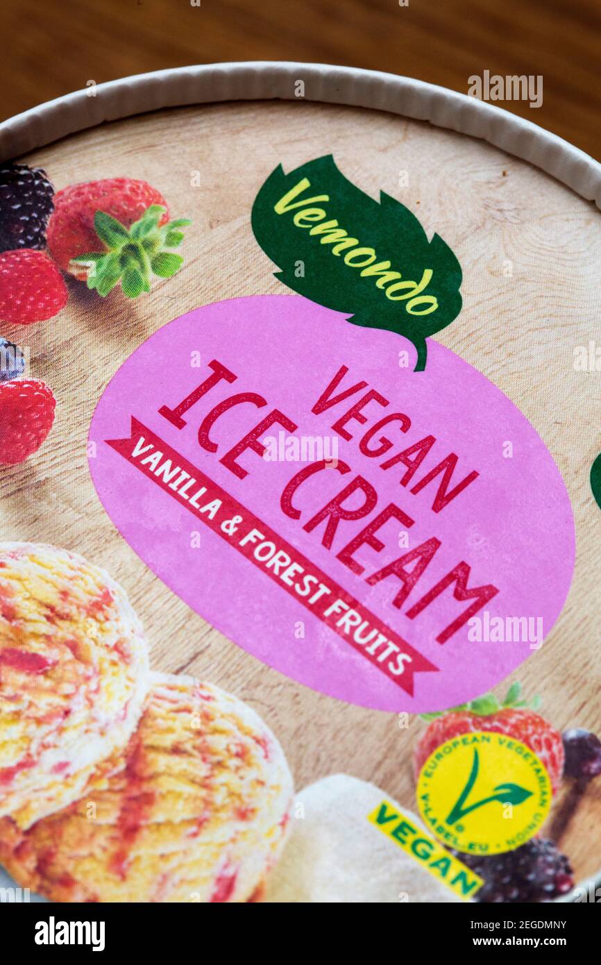 Una vasca di gelato vegetariano Foto Stock