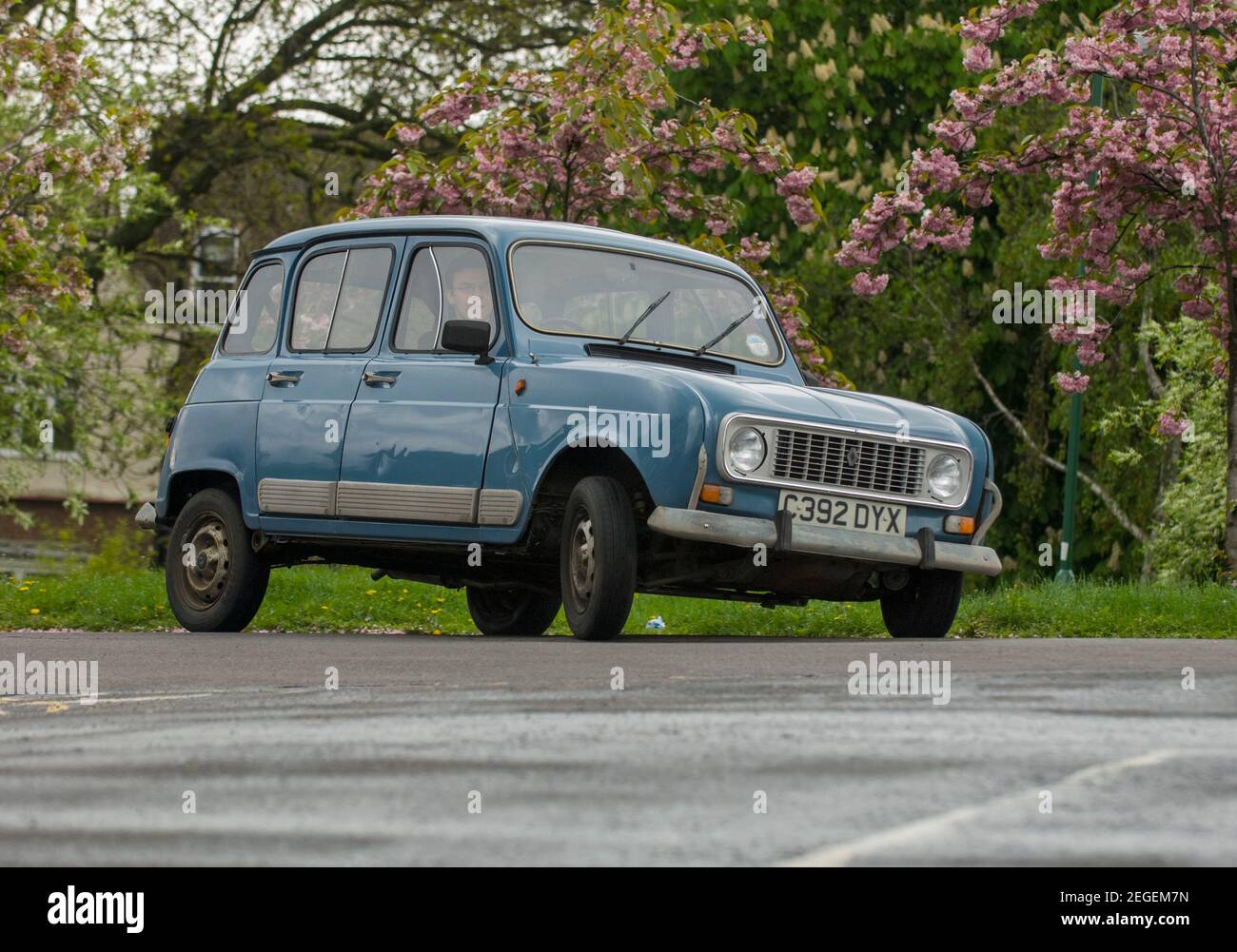 1985 Renault 4 piccola e pratica vettura francese Foto Stock