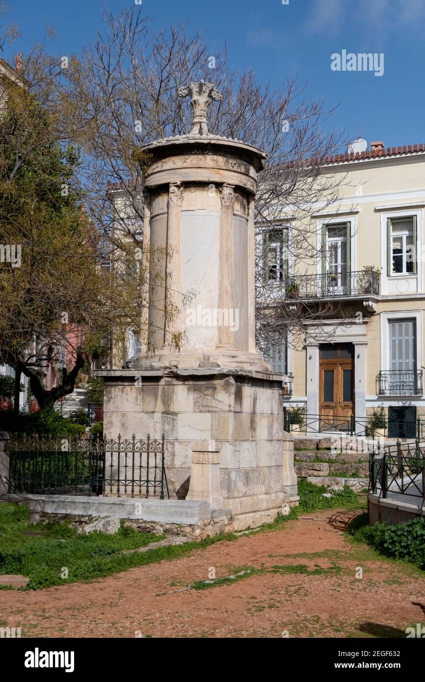 Agora Romana la Torre dei Venti o l'Orologio di Andronikos Kyrhestes che è uno sfondo ottagonale di marmo pentelico. È il primo meteoro Foto Stock