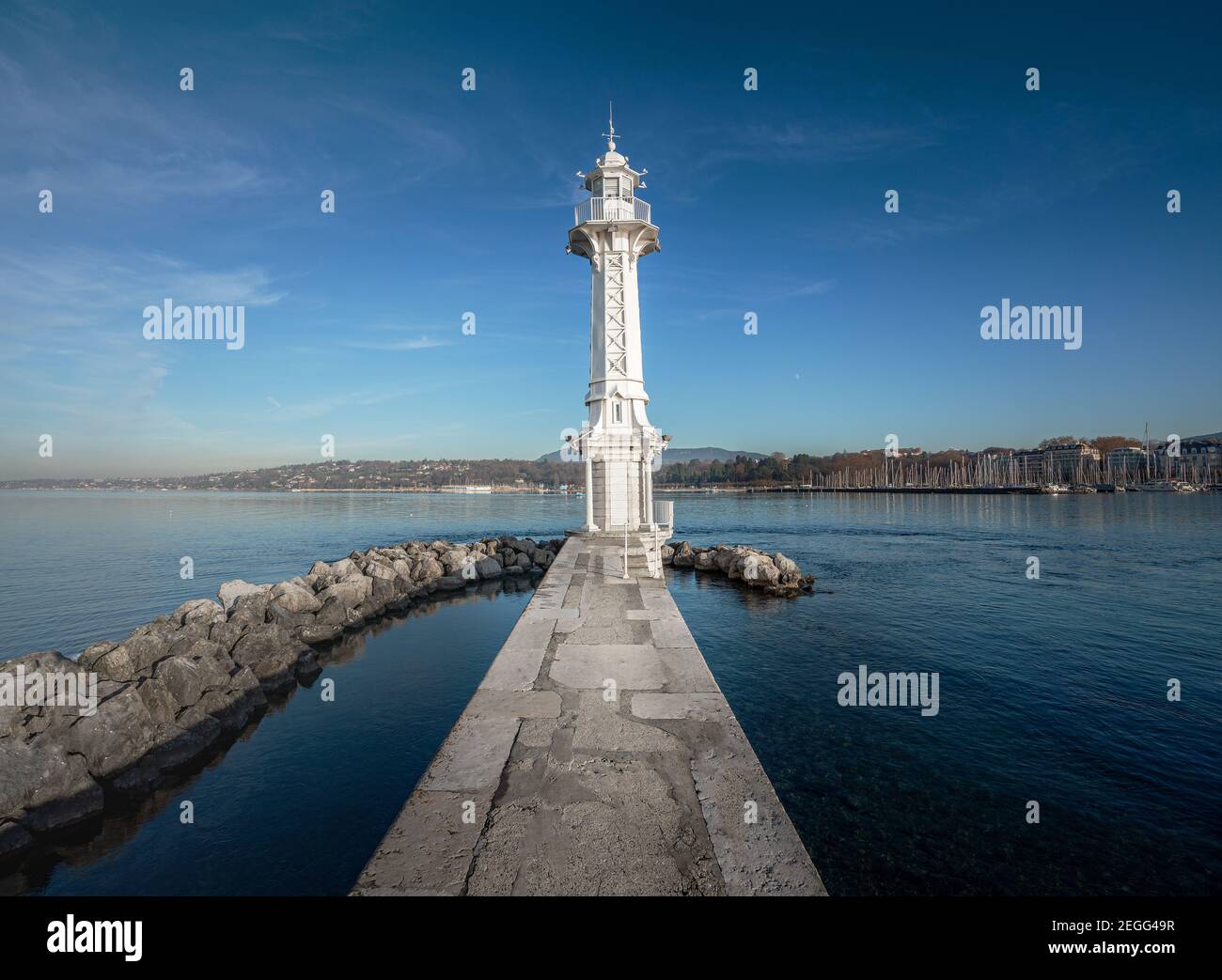 Faro Bains des Paquis bagni pubblici sul Lago di Ginevra - Ginevra, Svizzera Foto Stock