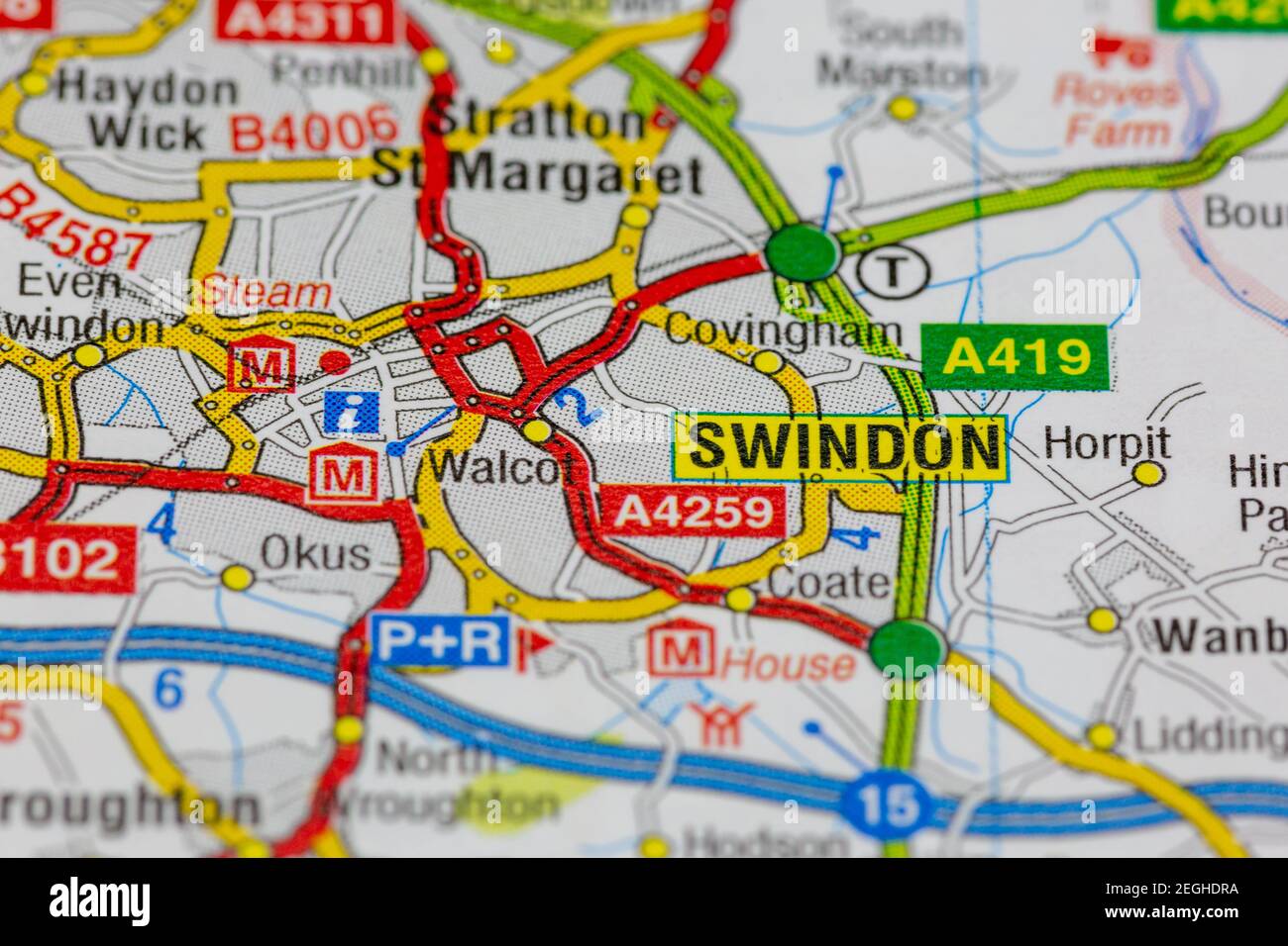 Swindon e le aree circostanti visualizzate su una mappa stradale o. mappa geografica Foto Stock