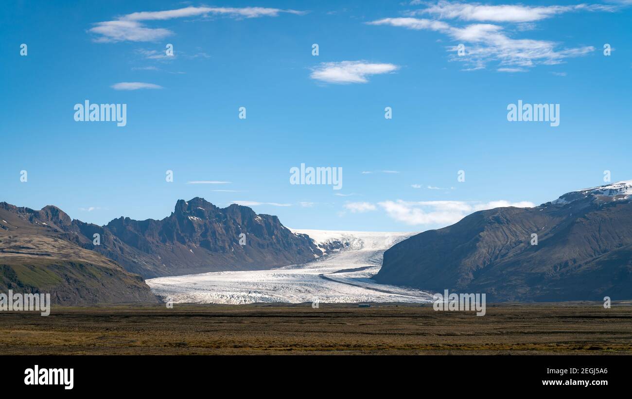 Ghiacciaio di Hvannadalshnukur, la montagna più alta in Islanda Foto Stock