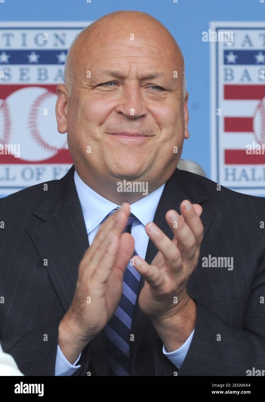 New York, NY-Luglio 28: CAL Ripken Jr. Partecipa al weekend della National Baseball Hall of Fame il 28 Luglio 2013 a Cooperstown, New York.Credit: George Napolitano / MediaPunch Foto Stock