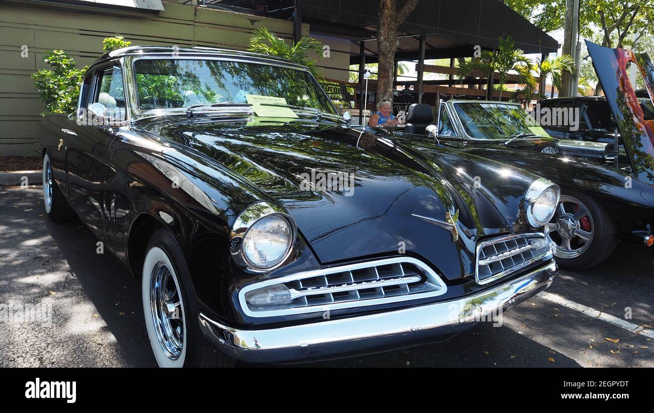 USA, Fort Lauderdale - 21 maggio 2017 - Nero 1954 Studebaker comandante regale stella coupé Foto Stock