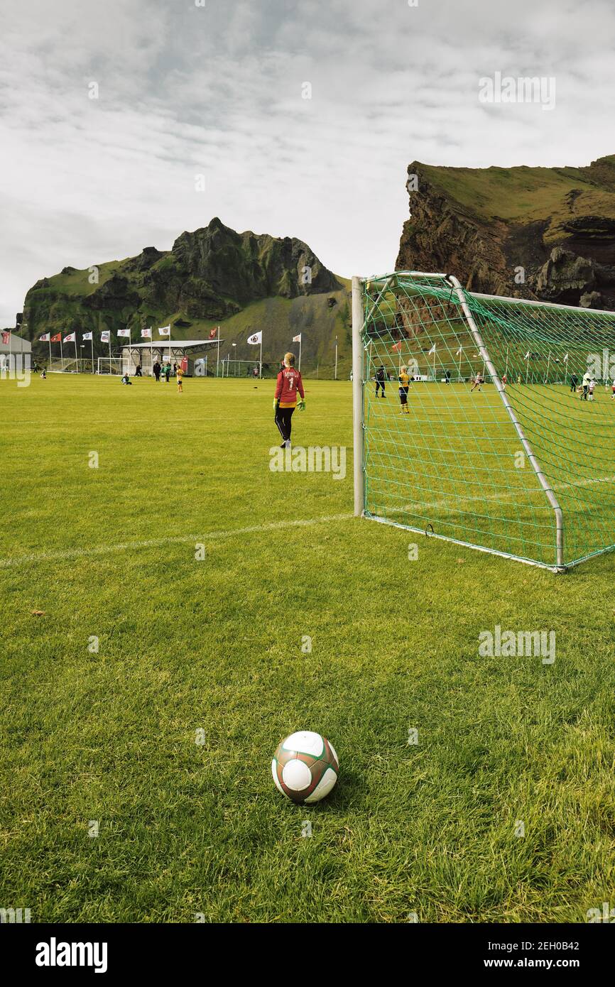 2018 Girls torneo di calcio Pæjumót giugno si svolge ogni anno in Heimaey  Vestmannaeyjar / Isole Westman Islanda - Islanda football / torneo di calcio  Foto stock - Alamy