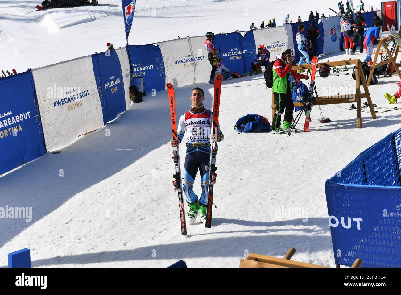Cortina, Campionati Mondiali di Sci 2021, Valeria Mazza partecipa alla gara  del figlio Tiziano Gravier in compagnia di Alessandro Benetton Foto stock -  Alamy