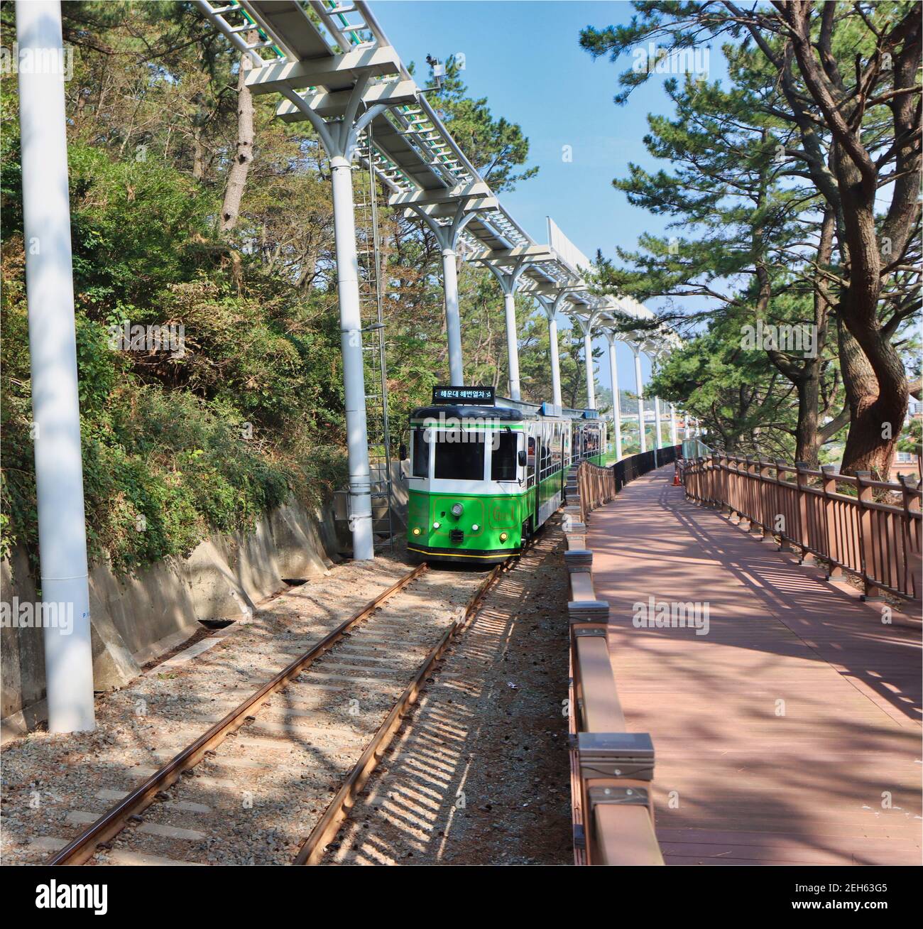 Veduta aerea del treno della spiaggia di Haeundae, Busan, Corea del Sud Asia. Foto Stock