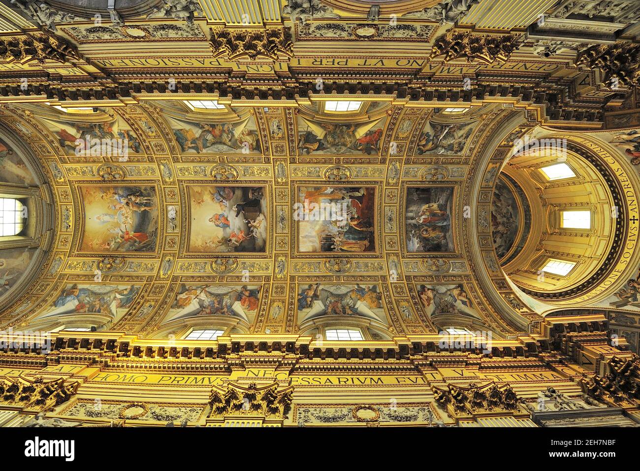 Italia, Roma, basilica di Sant'Andrea della Valle Foto Stock