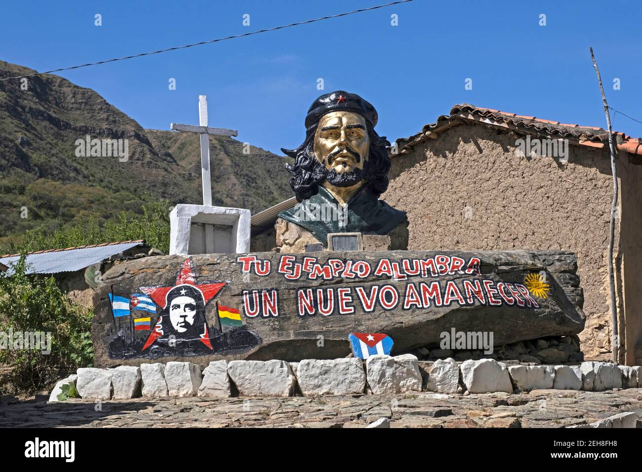 Monumento a El che nel villaggio la Higuera dove che Guevara è stato ucciso dall'esercito boliviano, Vallegrande Provincia, Dipartimento di Santa Cruz, Bolivia Foto Stock