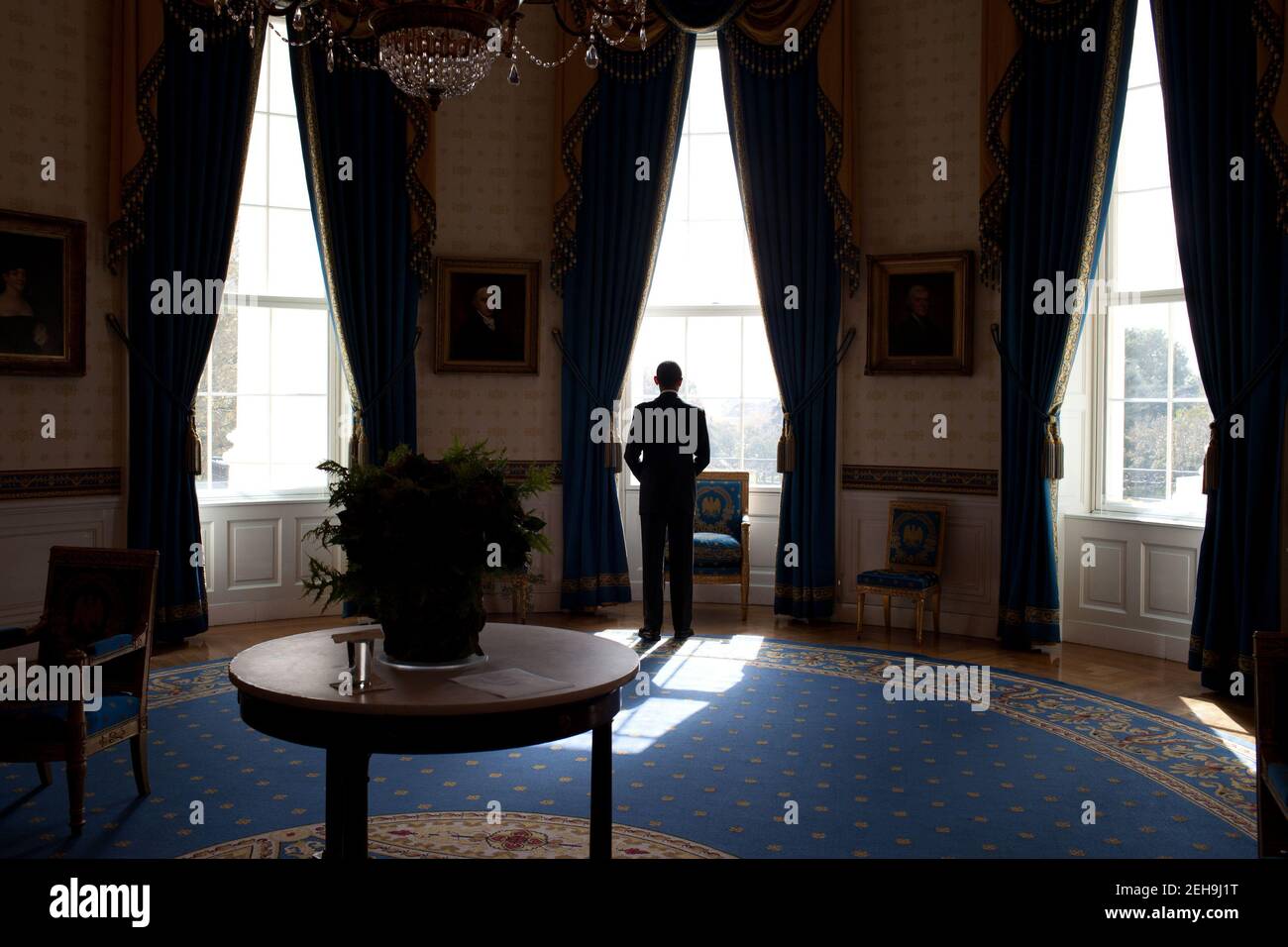 3 novembre 2010 il giorno dopo le elezioni di metà mandato, il Presidente ha atteso nella Sala Blu prima di affrontare la stampa in una conferenza stampa. Foto Stock