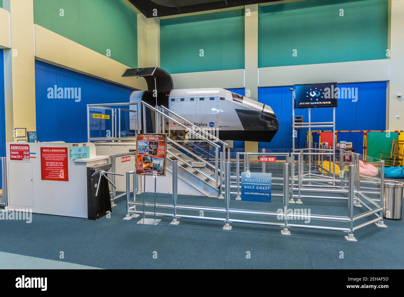 Giro in simulatore Star Warriors all'interno dell'Infinity Science Center presso il John C. Stennis Space Center, nella contea di Hamock, Mississippi Foto Stock