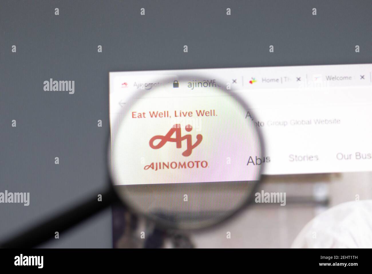 New York, USA - 15 Febbraio 2021: Sito web di Ajinomoto in browser con logo aziendale, editoriale illustrativo Foto Stock