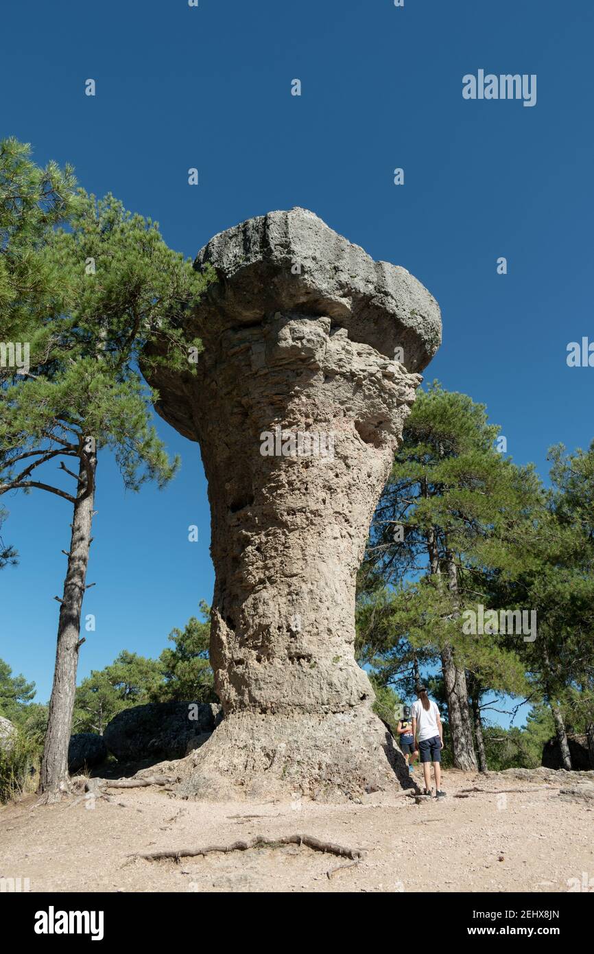 città incantata di cuenca, spagna con immagini scolpite in pietra nel mezzo della serrania de cuenca Foto Stock