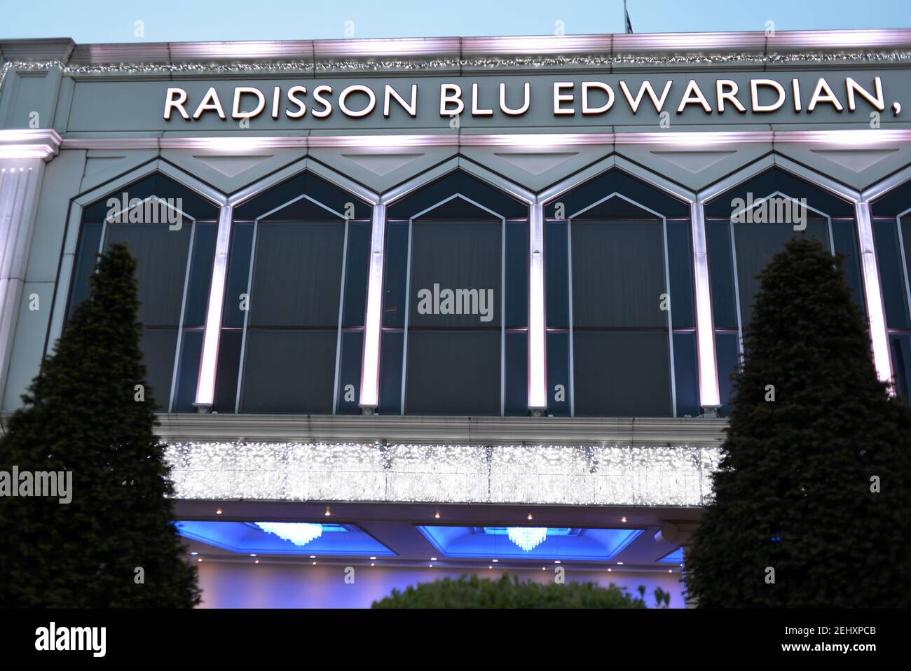 Radisson Blu Edwardian Hotel and Conference Center, Heathrow Airport, Londra, Inghilterra Foto Stock