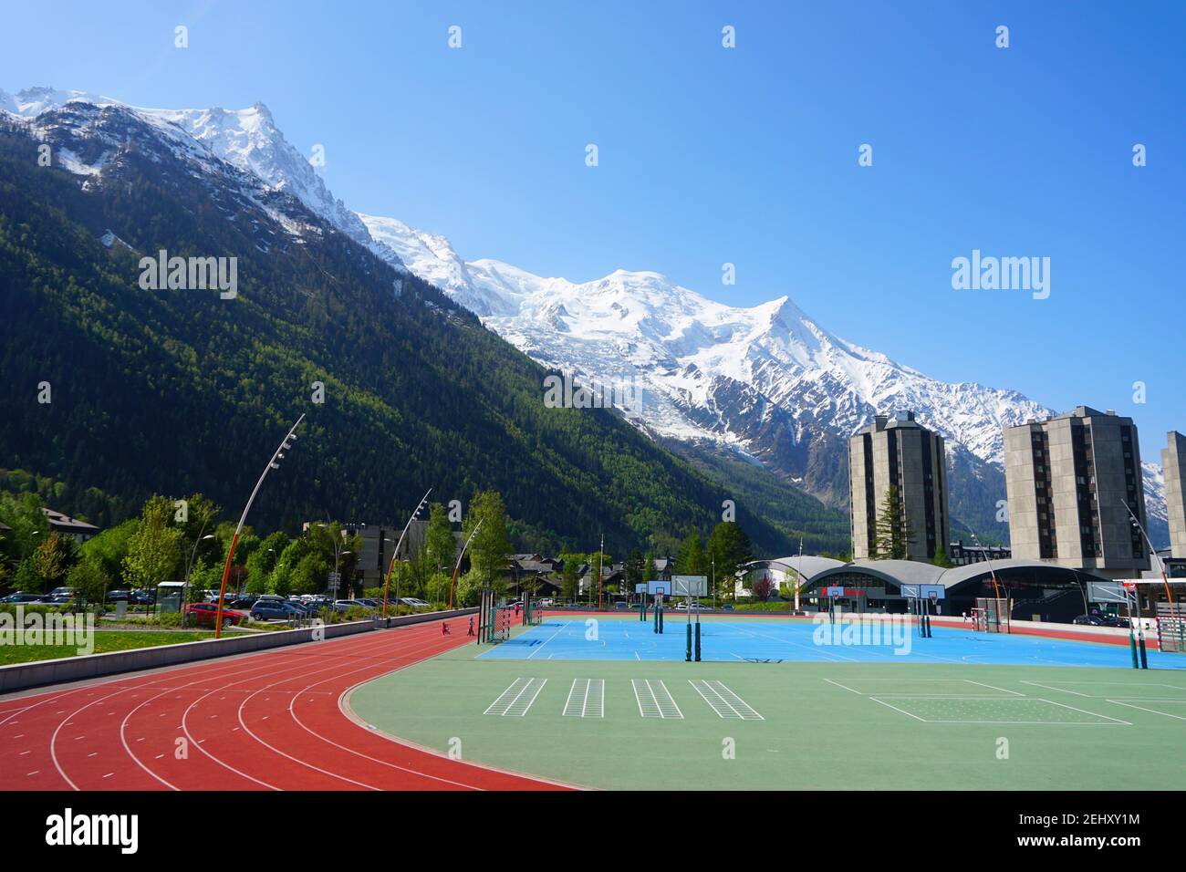 Stadio olimpico Stade olympique de Chamonix a Chamonix Mont Blanc Montagne  Stock immagini Stock immagini Stock Foto stock - Alamy