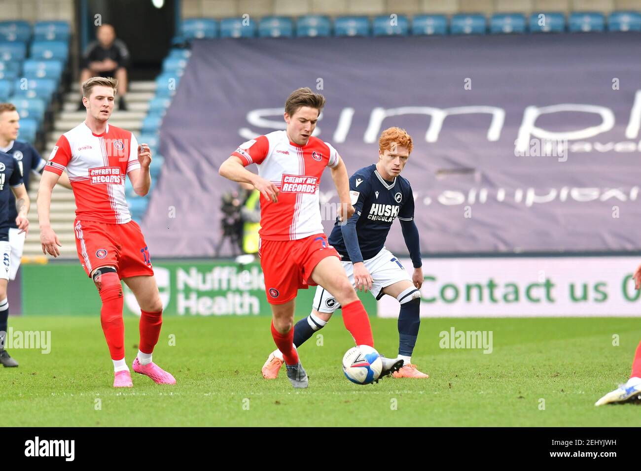 LONDRA, INGHILTERRA. IL 20 FEBBRAIO David Wheeler di Wycombe è in azione durante la partita del campionato Sky Bet tra Millwall e Wycombe Wanderers al Den, Londra, sabato 20 febbraio 2021. (Credit: Ivan Yordanov | MI News) Credit: MI News & Sport /Alamy Live News Foto Stock