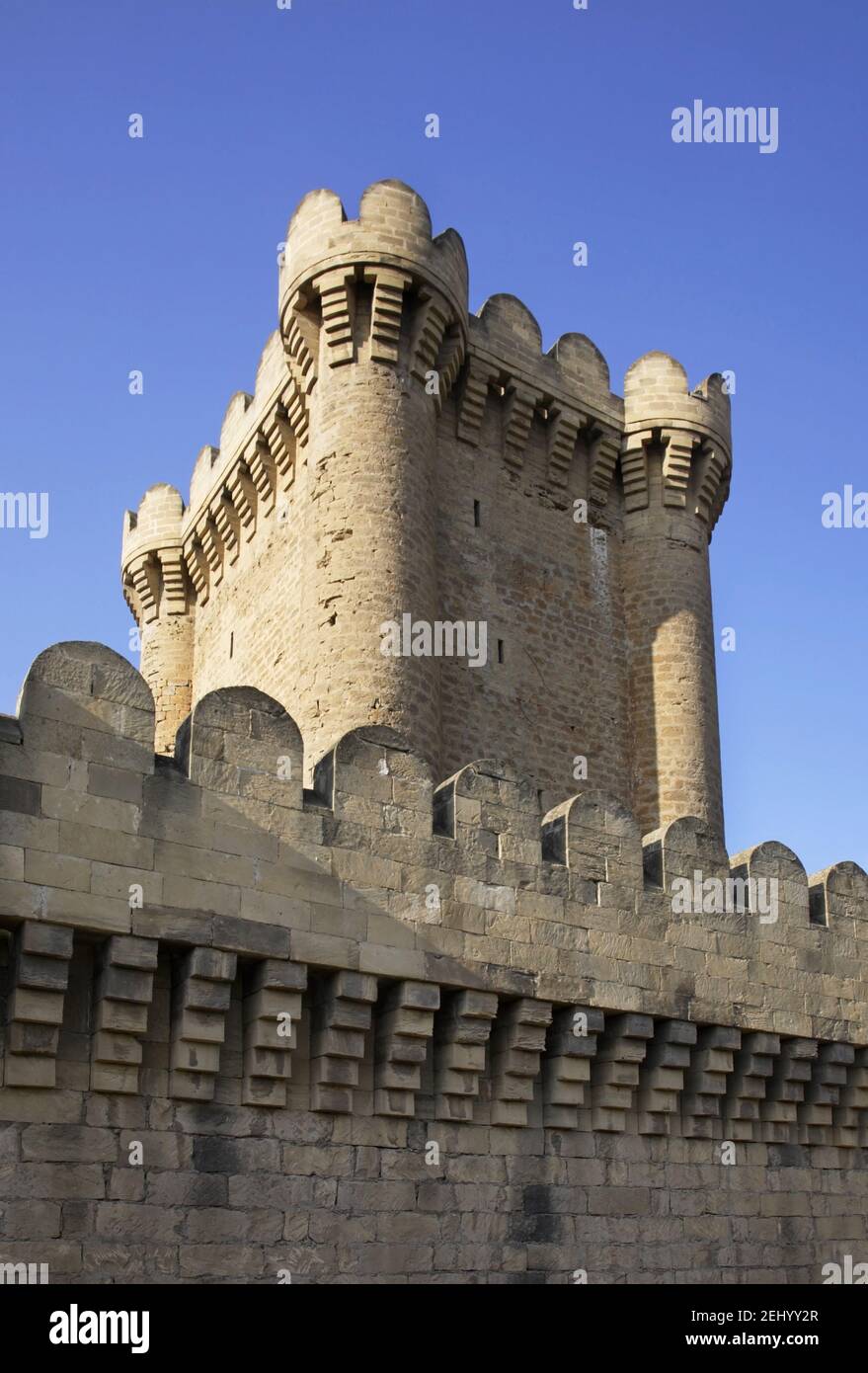 Il castello di forma quadrangolare in Mardakan. Azerbaigian Foto Stock