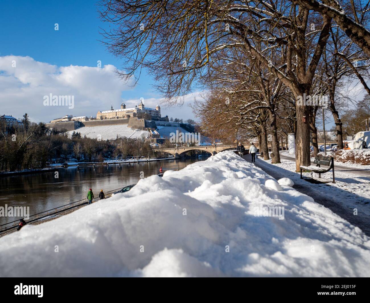 passeggiate, passeggiate lungo il fiume principale di wuerzburg Foto Stock