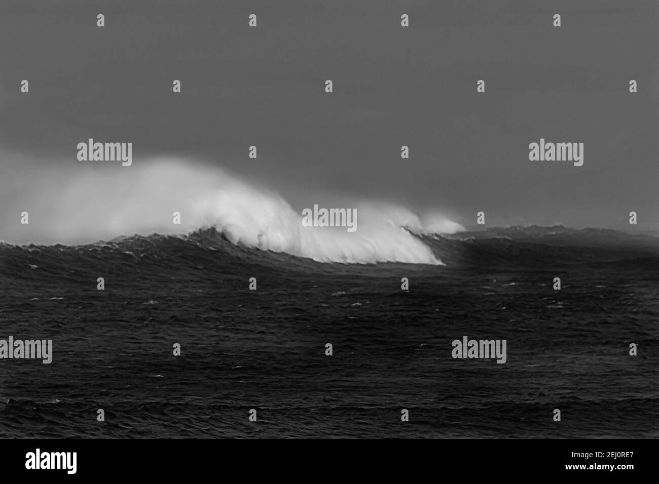 Tempesta del vento del sud sulle onde del mare III Foto Stock