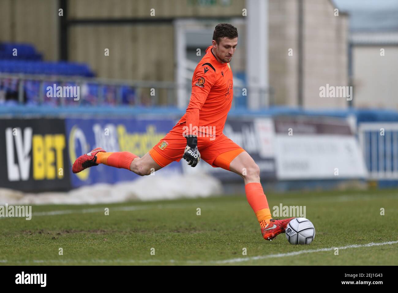 HARTLEPOOL, INGHILTERRA. 20 FEBBRAIO: Adam Smith di Yeovil Town durante la partita della Vanarama National League tra Hartlepool United e Yeovil Town a Victoria Park, Hartlepool sabato 20 febbraio 2021. (Credit: Mark Fletcher | MI News) Credit: MI News & Sport /Alamy Live News Foto Stock