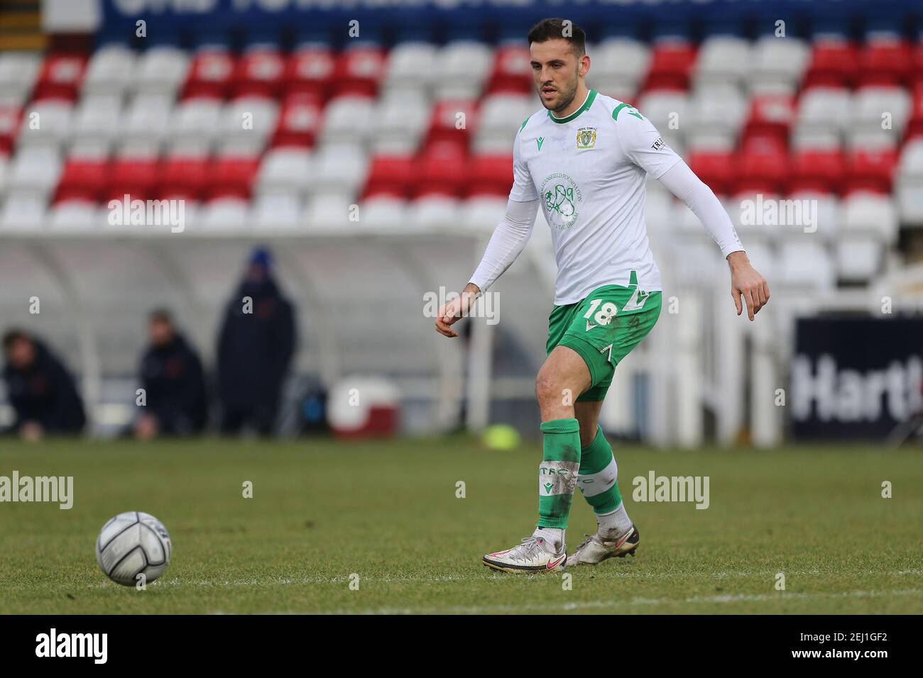 HARTLEPOOL, INGHILTERRA. 20 FEBBRAIO: ABI Skendi di Yeovil Town durante la partita della Vanarama National League tra Hartlepool United e Yeovil Town a Victoria Park, Hartlepool sabato 20 febbraio 2021. (Credit: Mark Fletcher | MI News) Credit: MI News & Sport /Alamy Live News Foto Stock