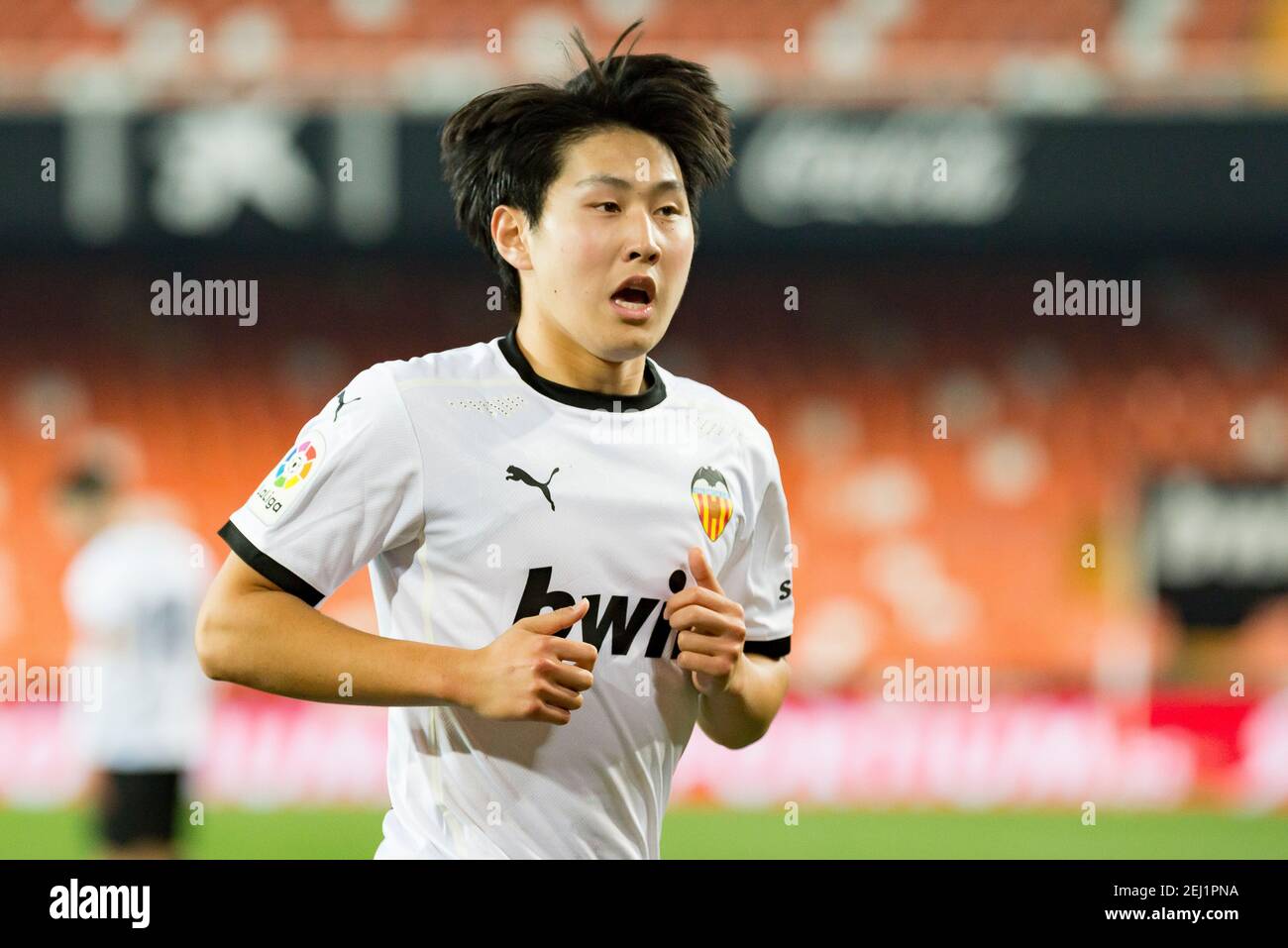 Kang-in Lee of Valencia CF visto in azione durante la partita di calcio spagnola la Liga tra Valencia e Celta allo stadio Mestalla.(Punteggio finale; Valencia 2:0 Celta) Foto Stock