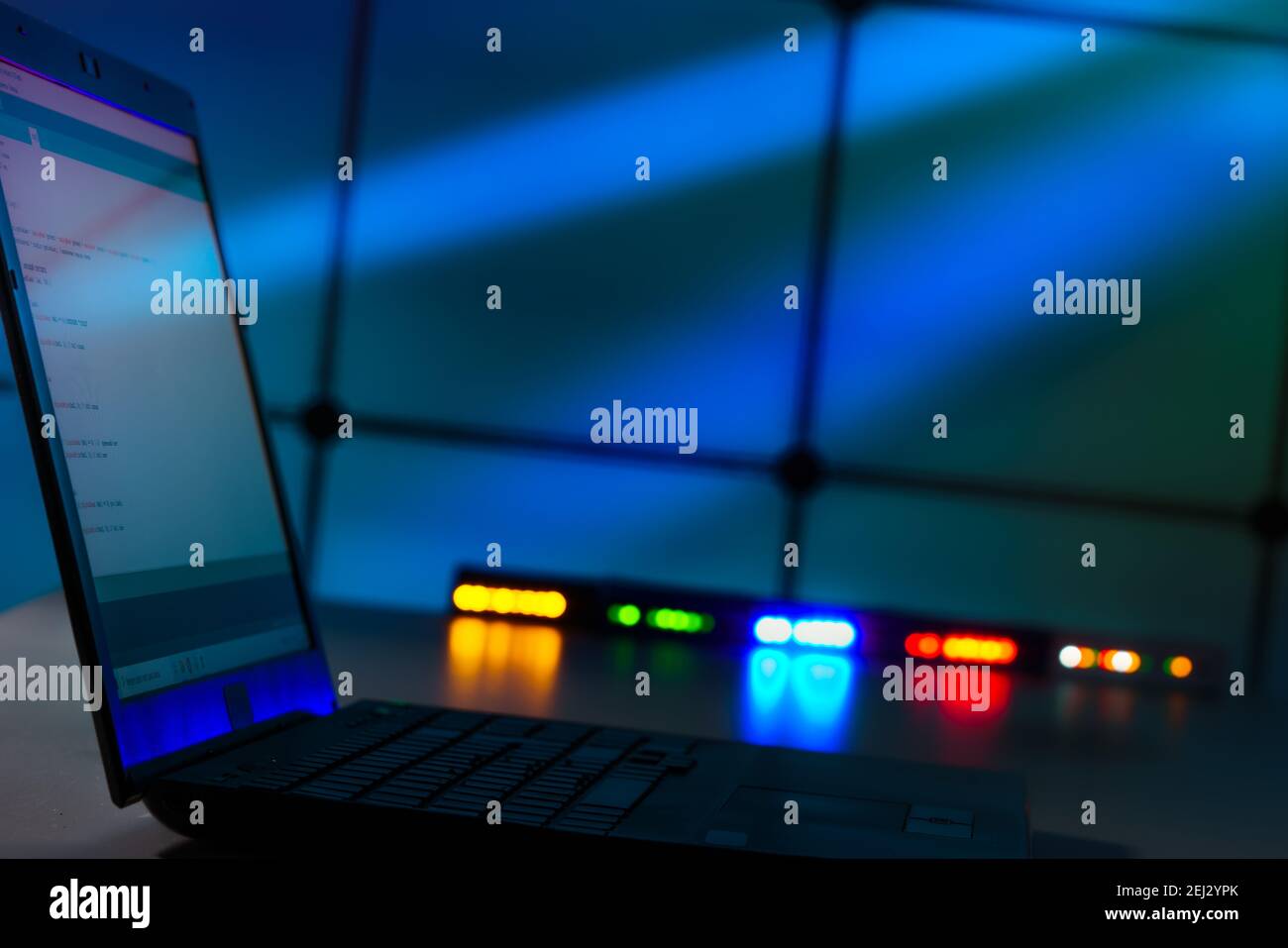 Codice programma del calcolatore sullo schermo del portatile Foto Stock
