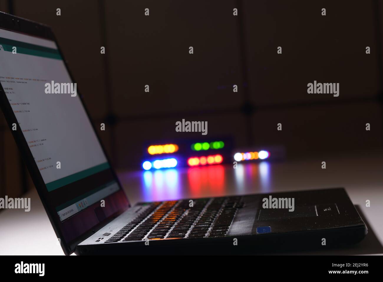 Codice programma del calcolatore sullo schermo del portatile Foto Stock