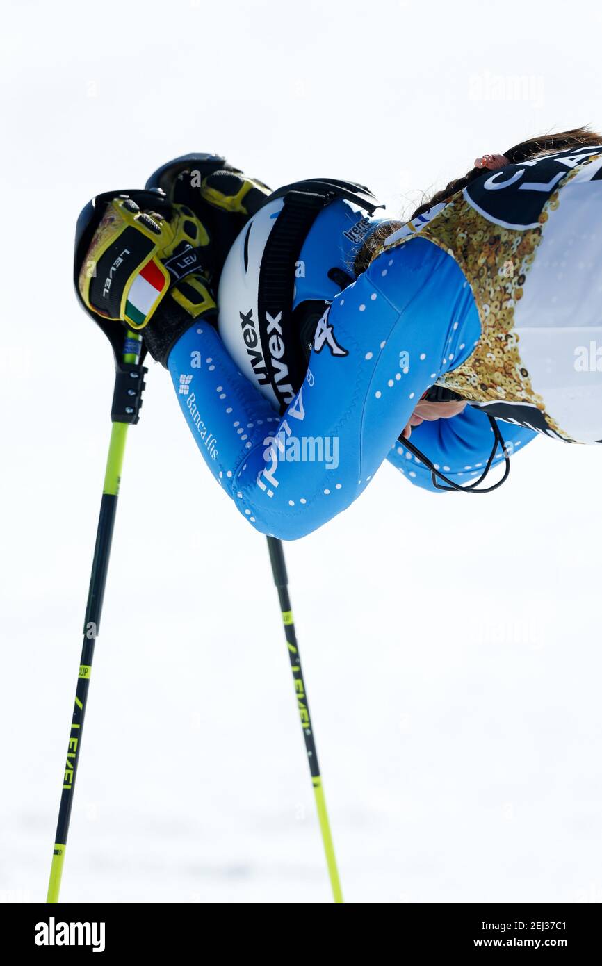 Irene Curtoni (ITA) delusione durante i Campionati mondiali DI SCI alpino 2021 FIS - Slalom - Donne, sci alpino rac - Foto .LM/Francesco Scaccianoce Foto Stock