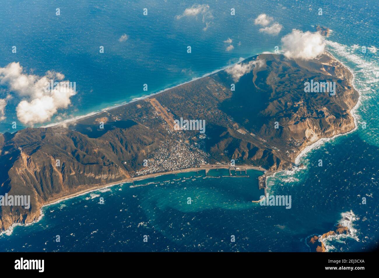 Vista aerea dell'Isola di Nijima al mattino, Tokyo, Giappone. Foto Stock