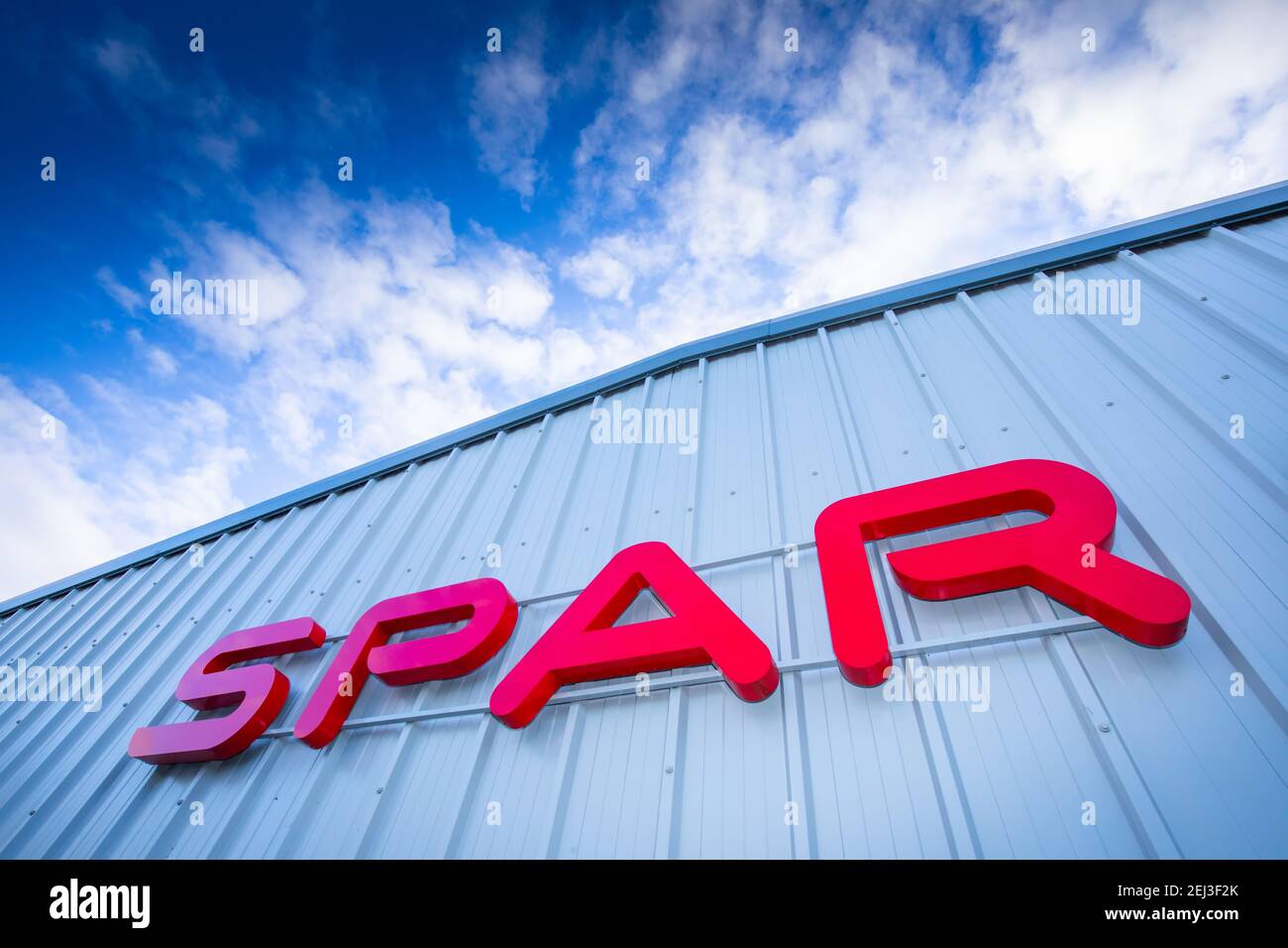 Un cartello su un supermercato Spar Foto Stock