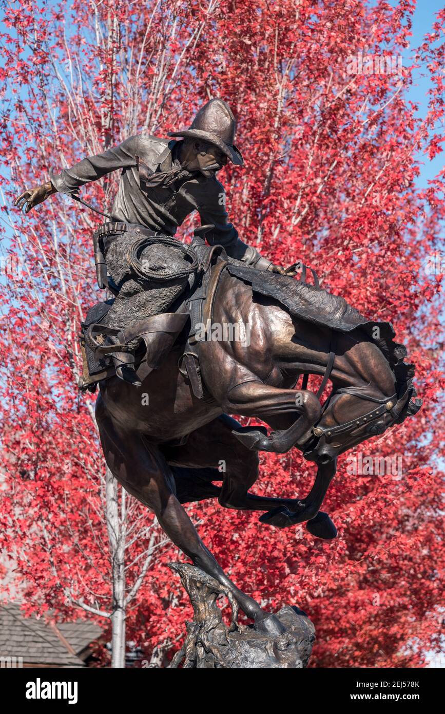 La scultura di regolazione dell'atteggiamento, di Austin Barton, nel centro di Joseph, Oregon. Foto Stock