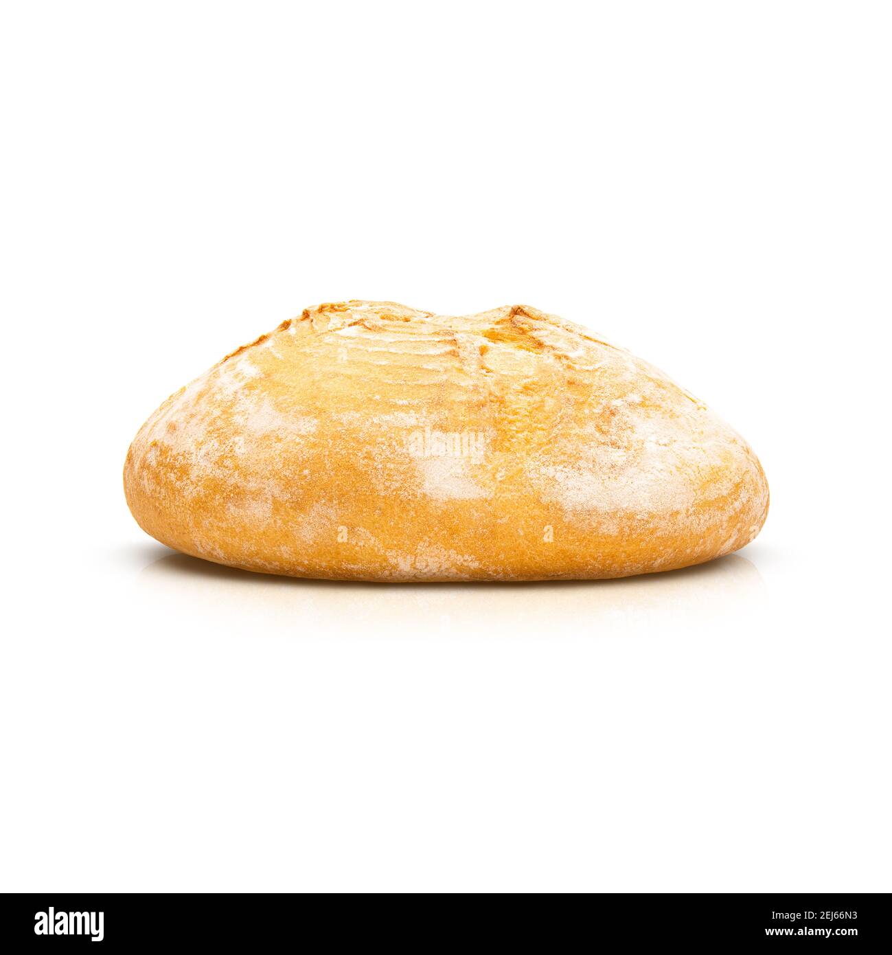 Pane tondeggiante cotto isolato su fondo bianco. Vista dall'alto Foto Stock