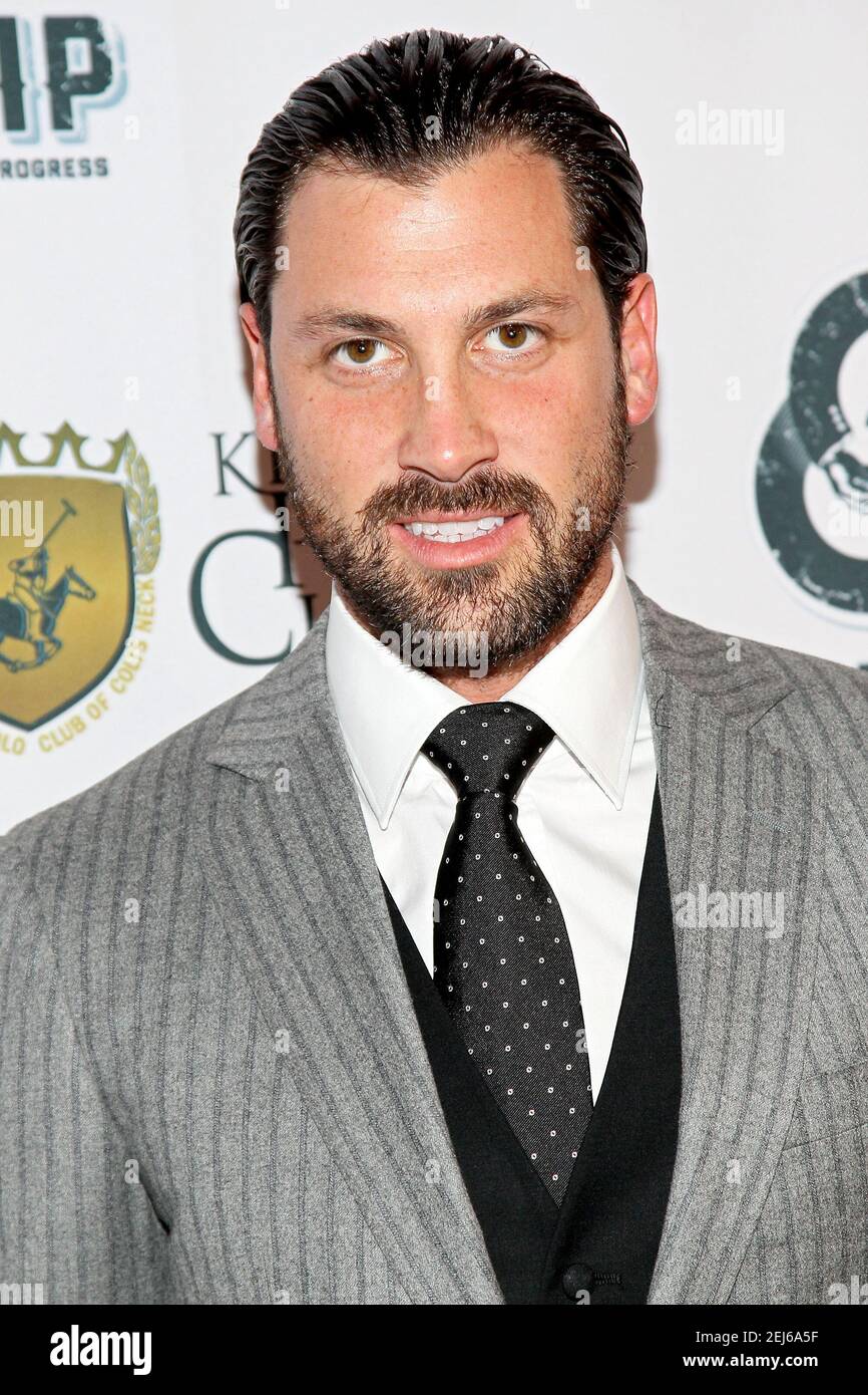 New York, NY, Stati Uniti. 27 gennaio 2012. Chmerkovskiy alla sala da ballo Birthday Bash per Chmerkovskiy alla sala da ballo Hammerstein. Credito: Steve Mack/Alamy Foto Stock