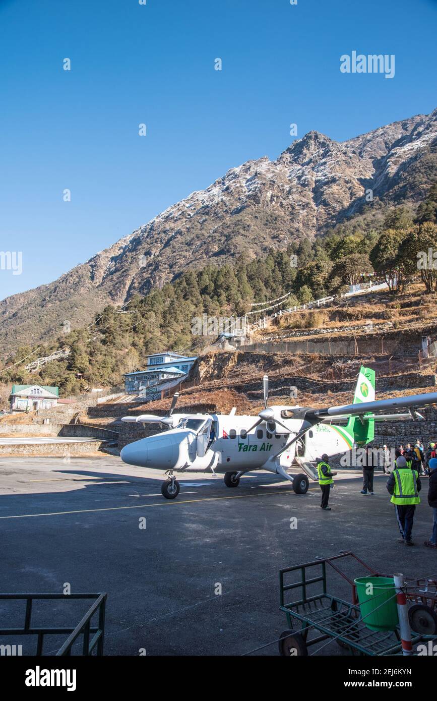 Kathmandu, Nepal, è la porta d'accesso a Himalaya, Everest e infinite vette, parchi e avventure. Qui ho visitato Kathmandu e Sagarmatha National Park Foto Stock